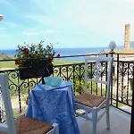 La Maschera Di Giano, Vista Mare
